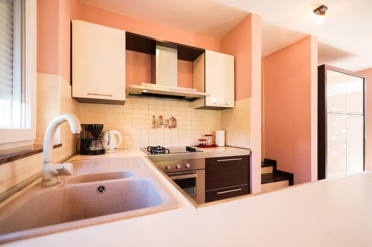 Holiday Home Cvita Sukošan Екстериор снимка