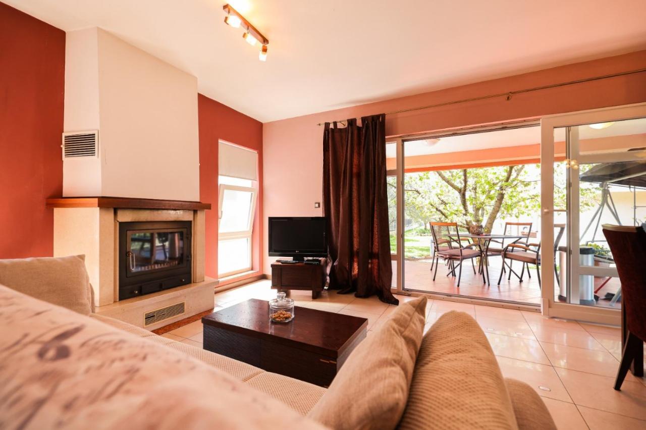 Holiday Home Cvita Sukošan Екстериор снимка