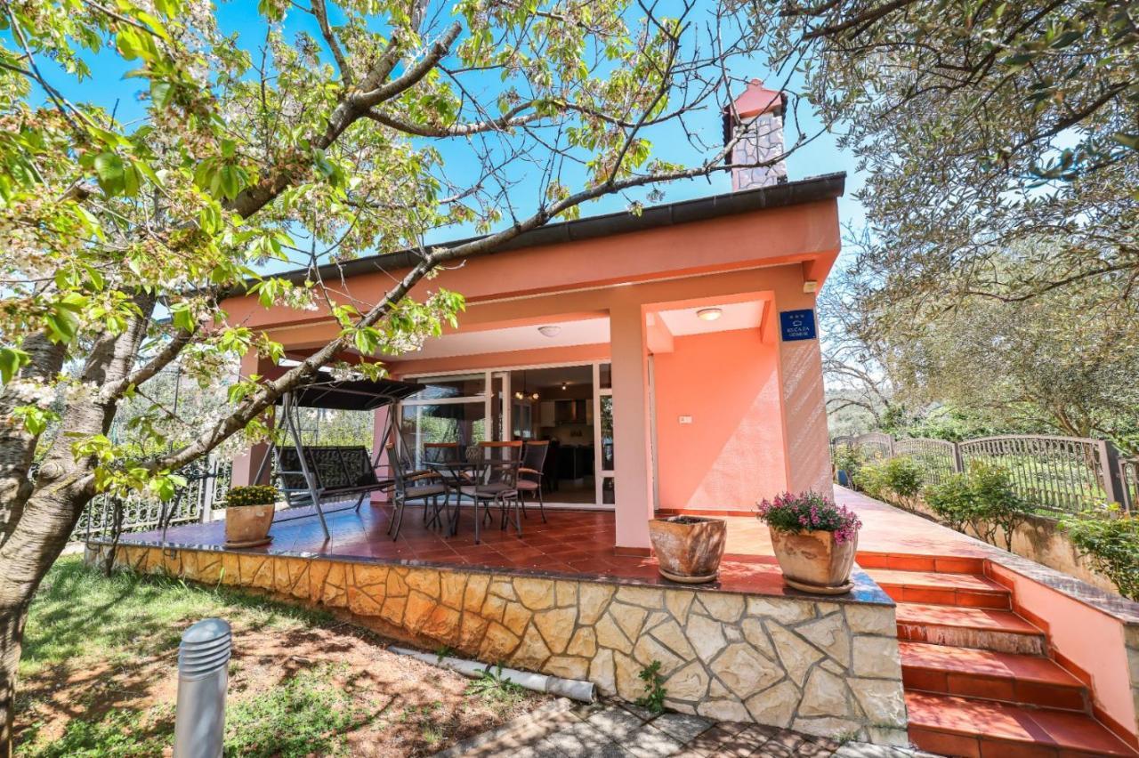 Holiday Home Cvita Sukošan Екстериор снимка